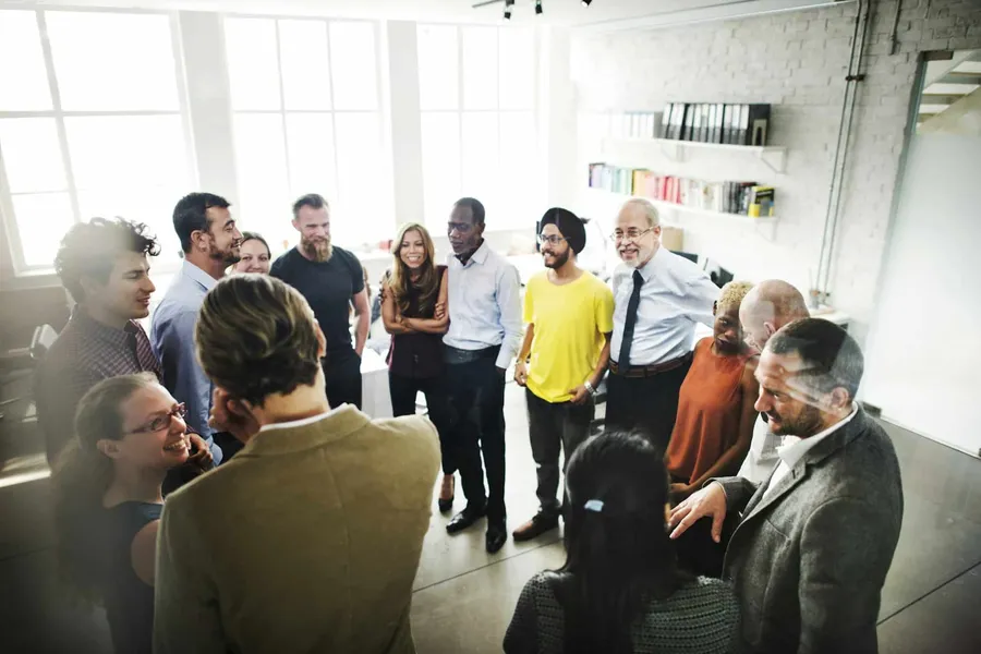Quali sono i vantaggi delle partnership strategiche tra start-up e grandi aziende?